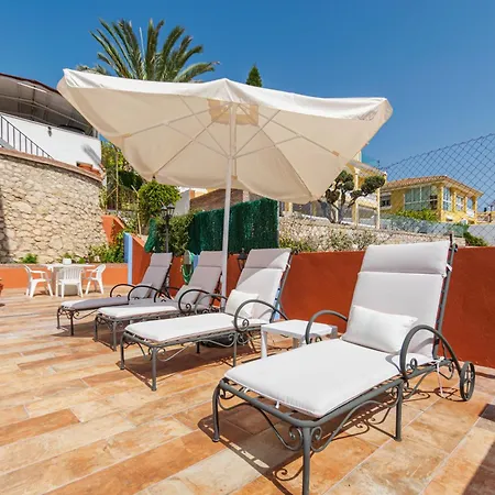 Mediterraneo Outdoor Pool